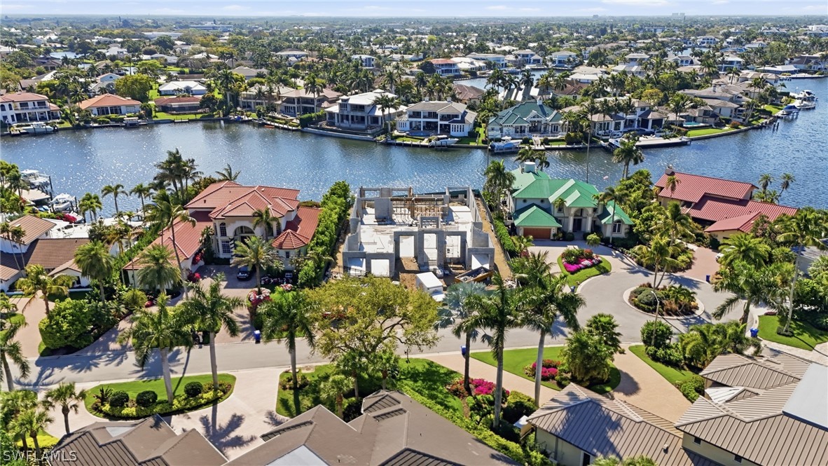310 Pirates Bight Property Photo 3