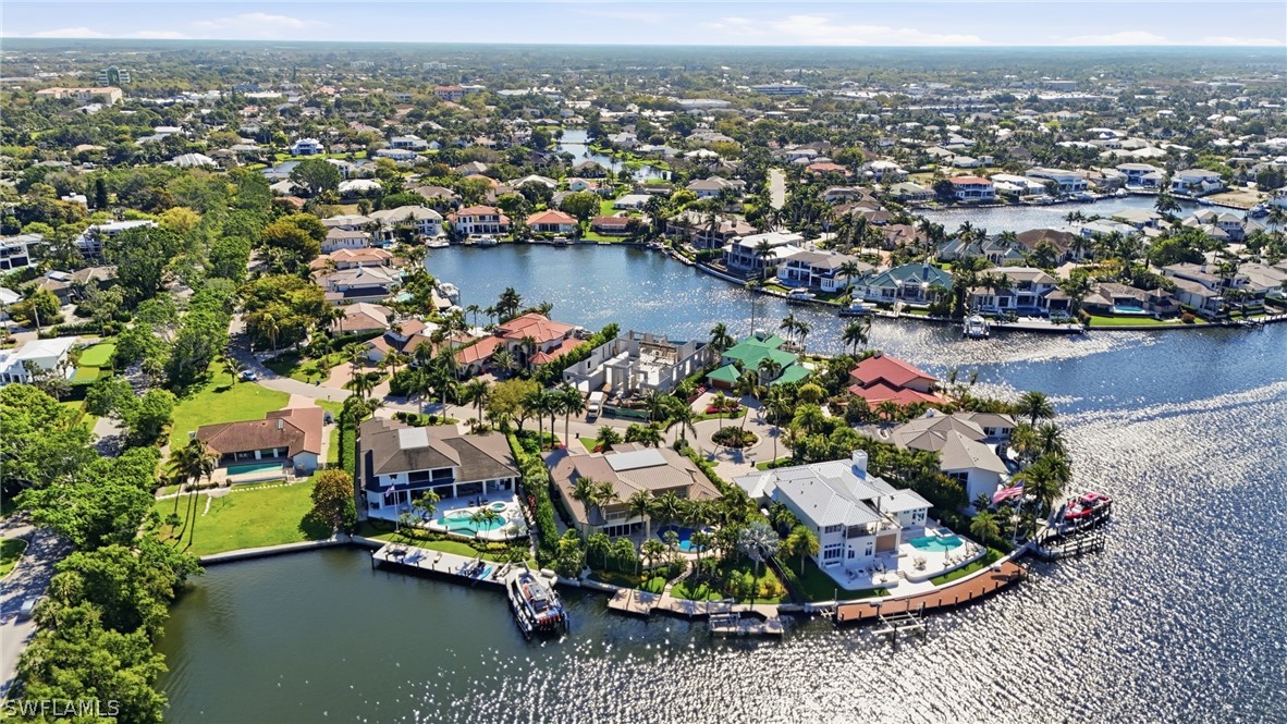 310 Pirates Bight Property Photo 8
