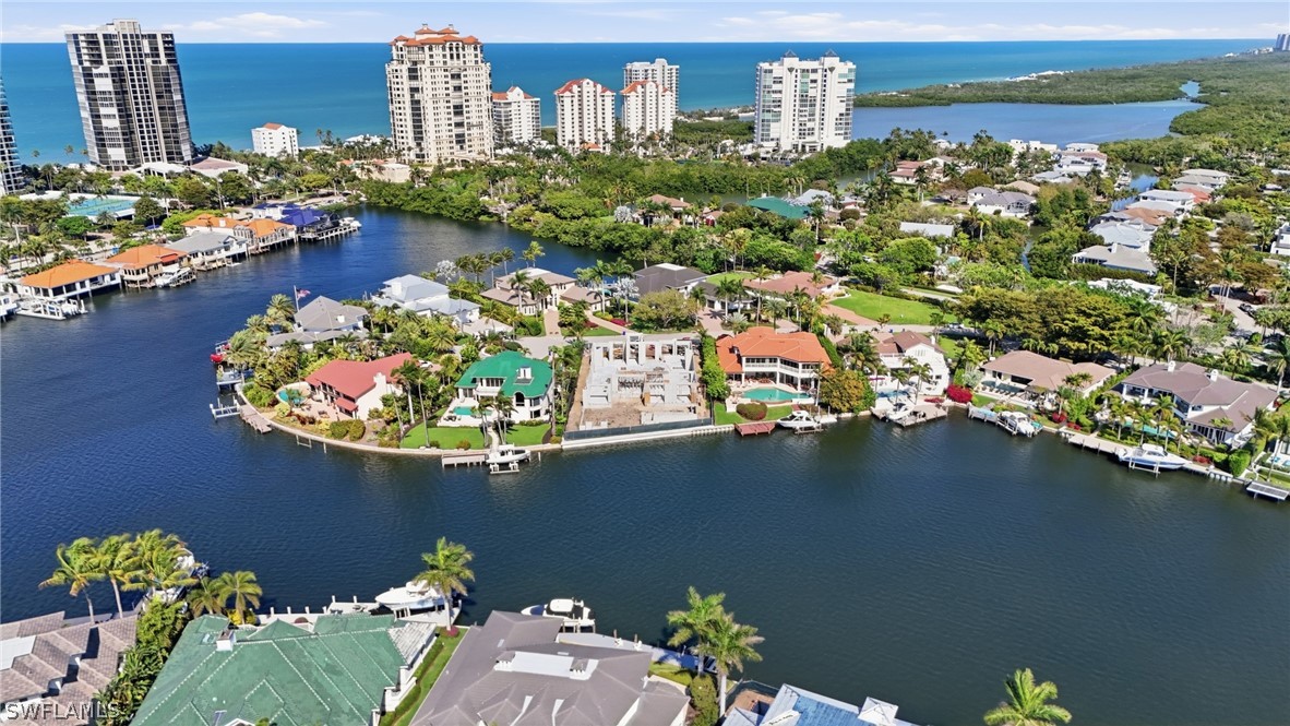 310 Pirates Bight Property Photo 11
