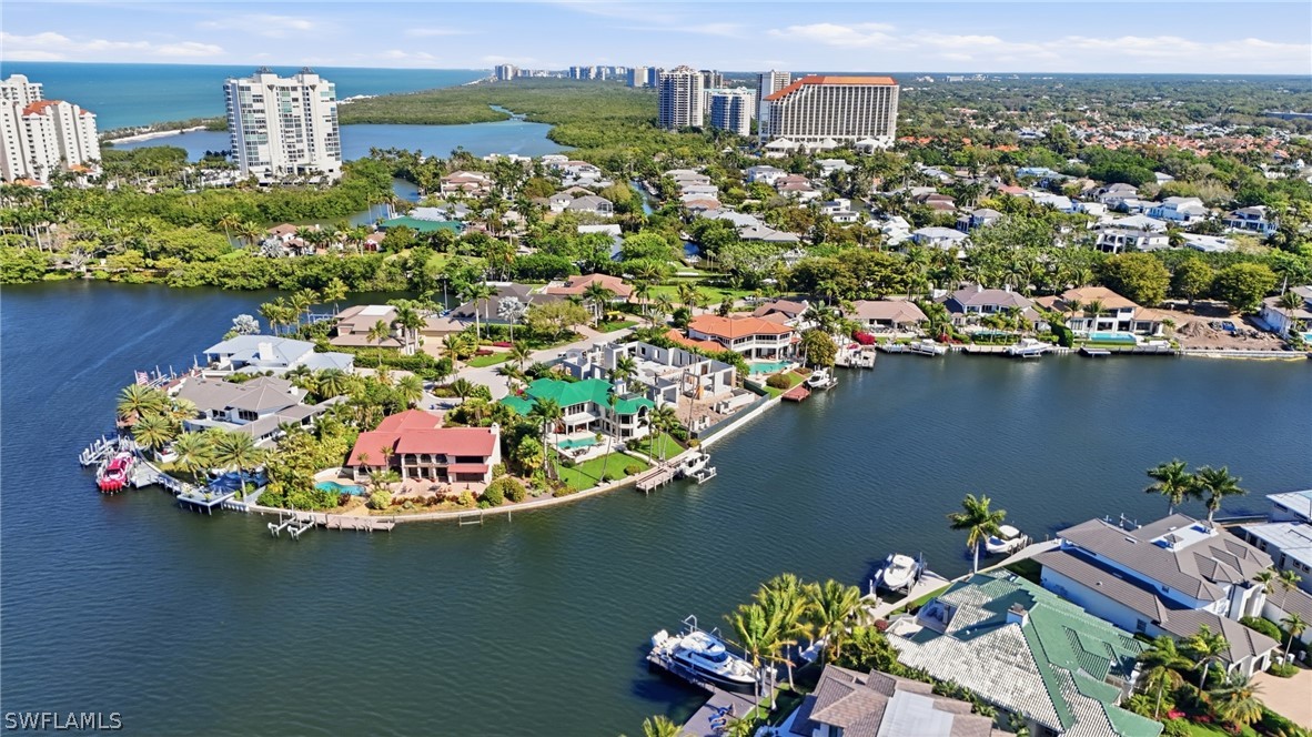 310 Pirates Bight Property Photo 13