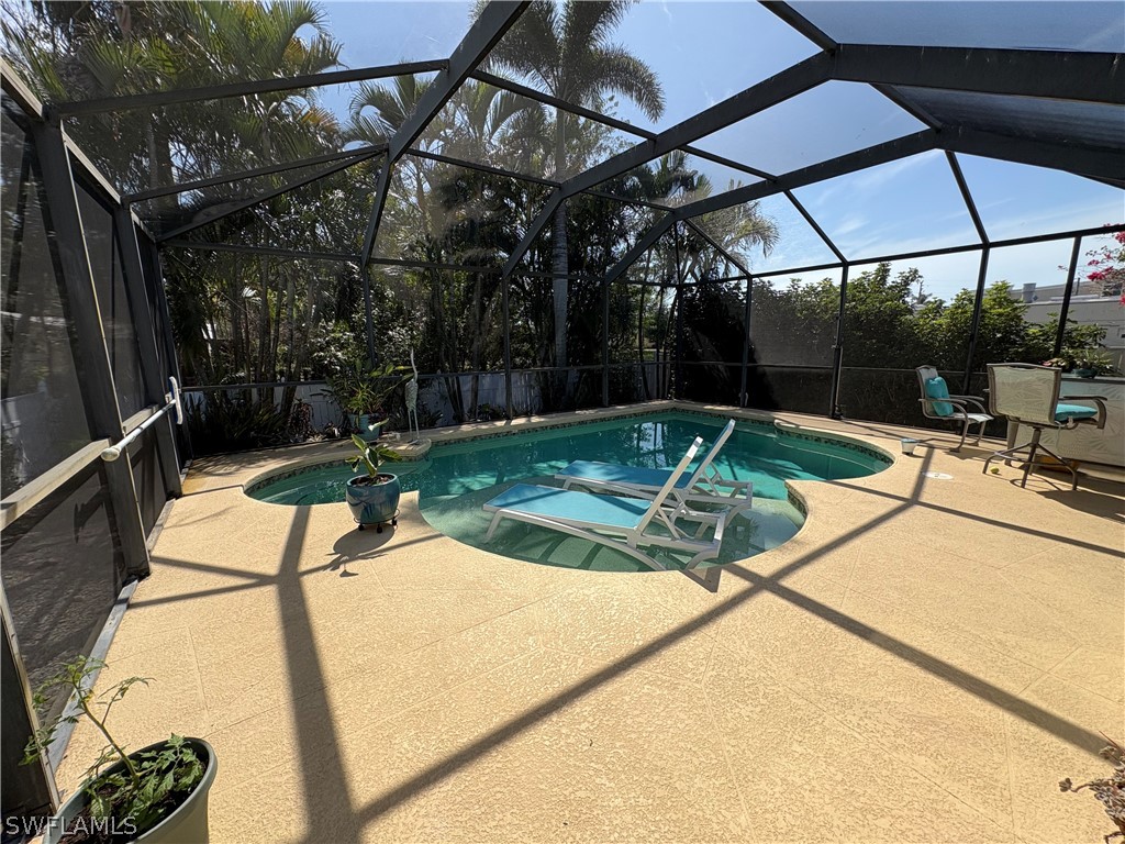 2500 Lee St Property Photo 45