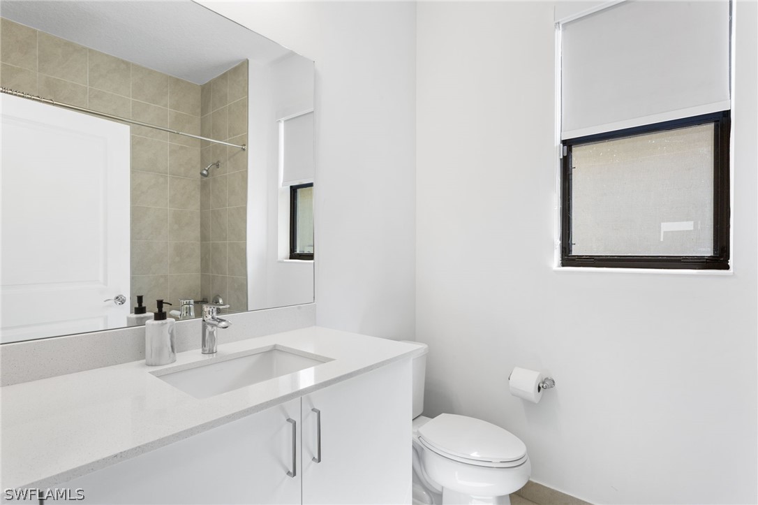 5646 Argento Dr Property Photo 21
