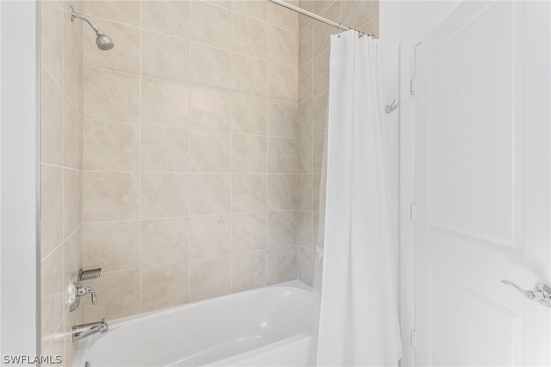 5646 Argento Dr Property Photo 22
