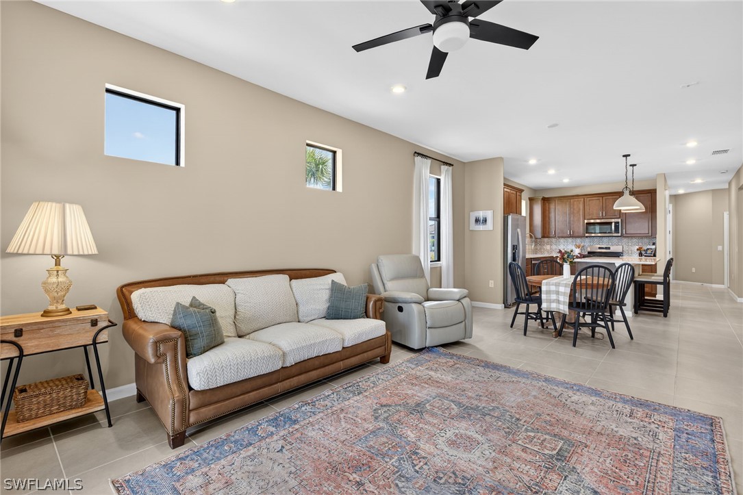 20548 Pebble Glen Dr Property Photo 9