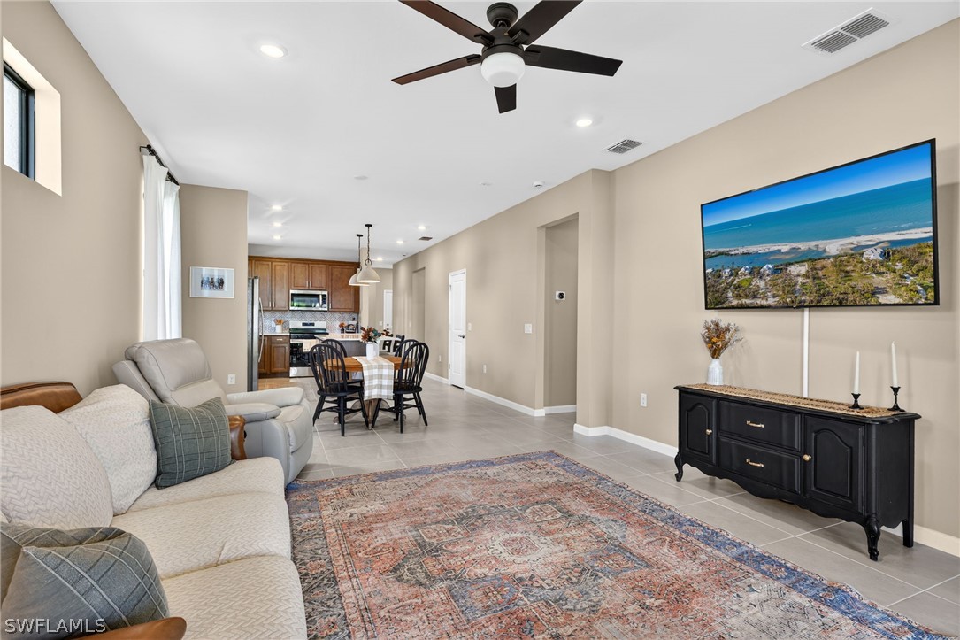 20548 Pebble Glen Dr Property Photo 10