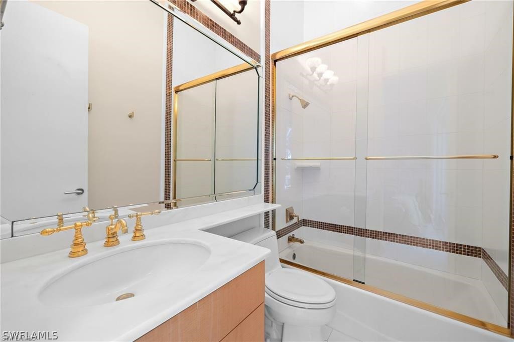 3860 Gordon Dr Property Photo 28