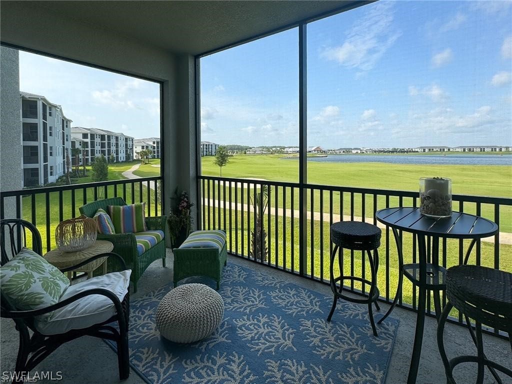 5651 Double Eagle CIR 4323 Property Photo 1