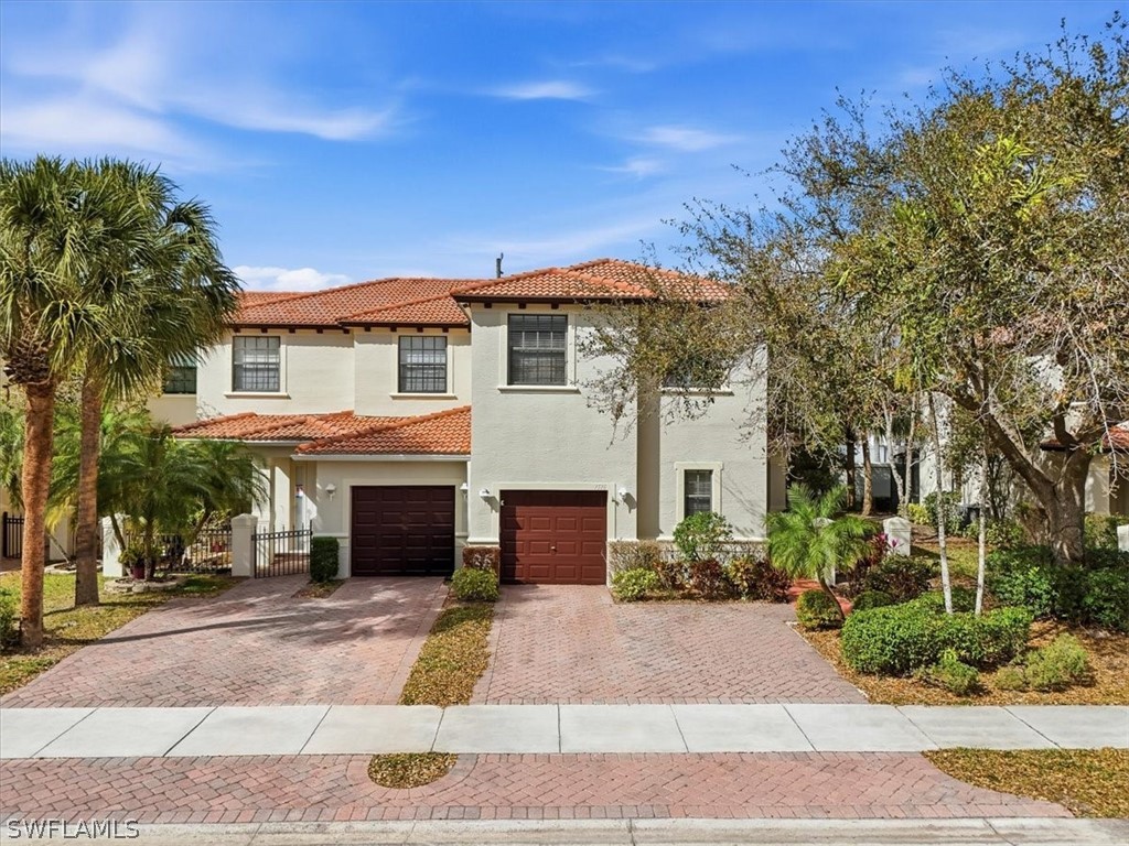 7576 Bristol CIR
