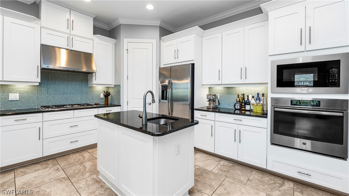 8591 Maggiore Ct Property Photo 12