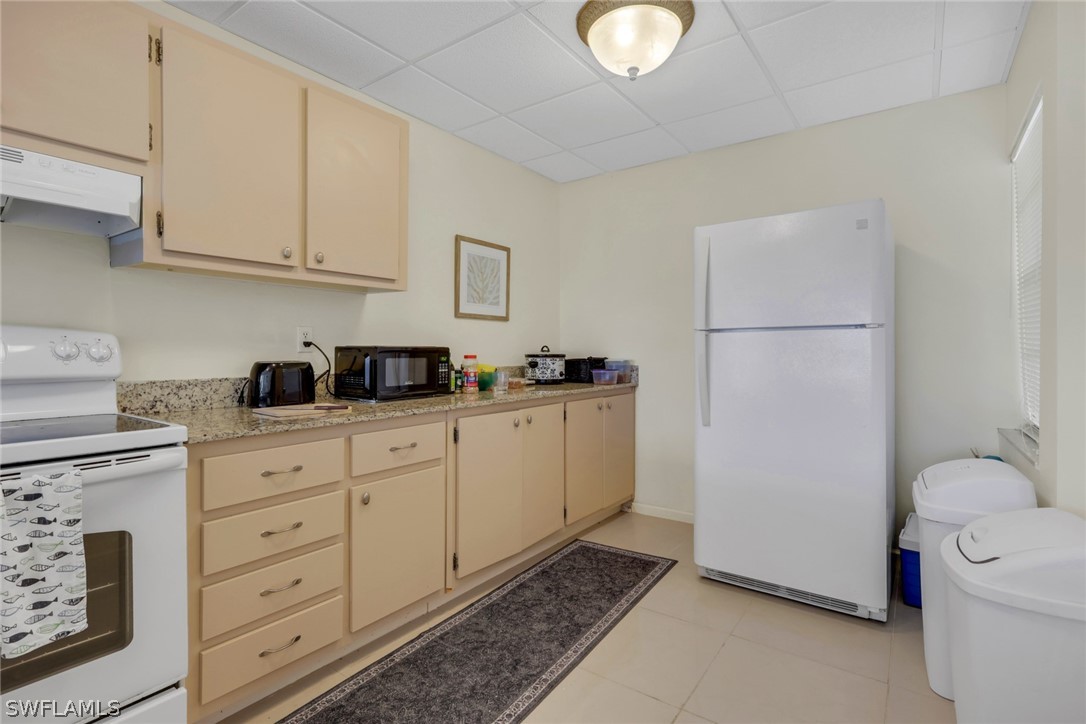 1057 Forest Lakes Dr 1208 Property Photo 6