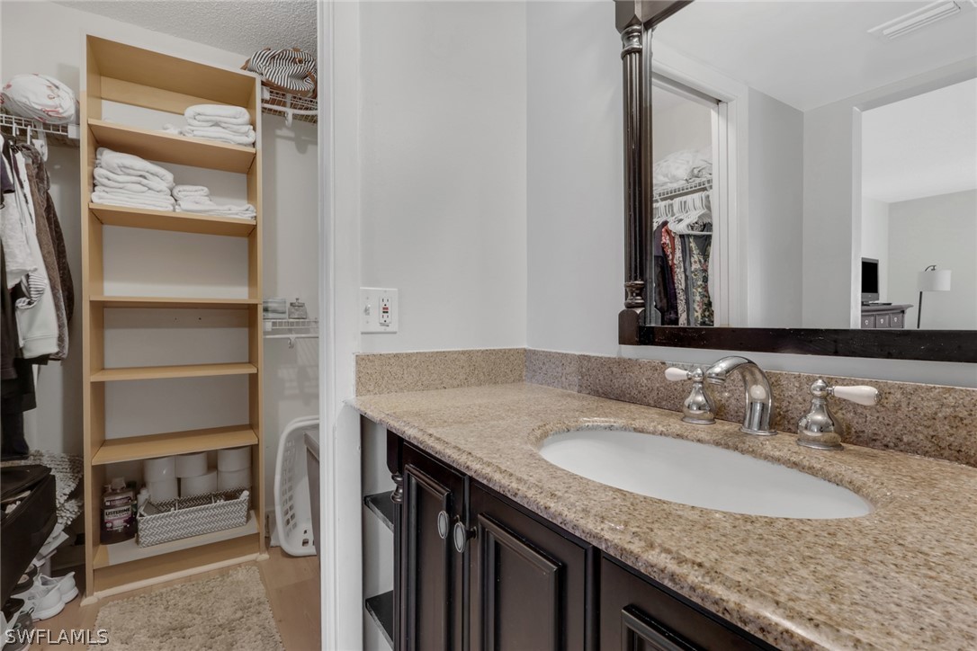 1057 Forest Lakes Dr 1208 Property Photo 23