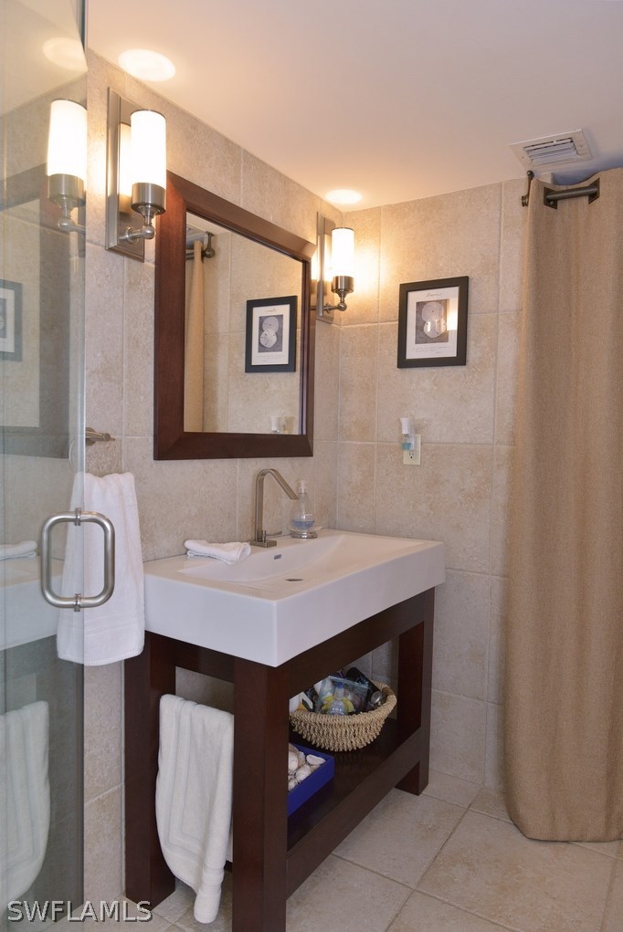 4001 Gulf Shore Blvd N 707 Property Photo 22