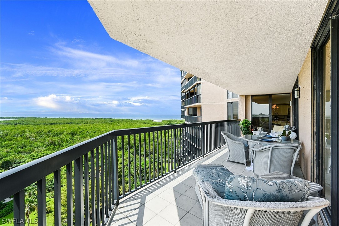 6075 Pelican Bay Blvd 1105 Property Photo 20