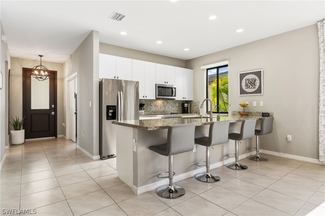 5053 Arancia Ln Property Photo 8