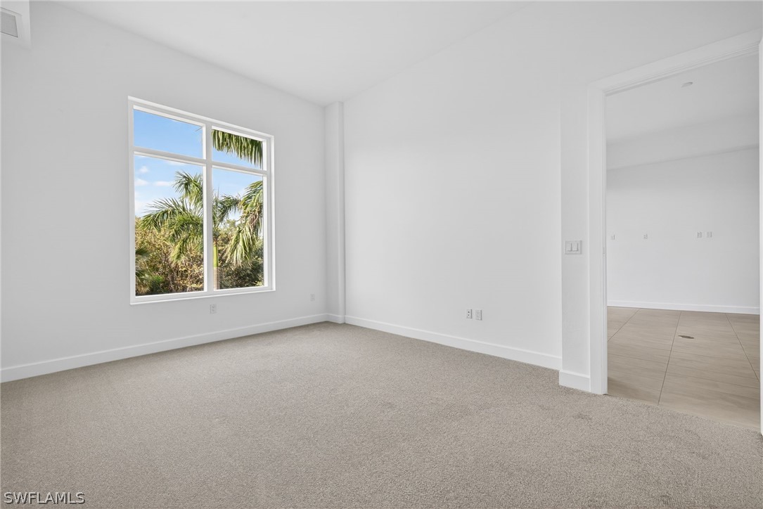 4142 Bay Beach Ln 205 Property Photo 16