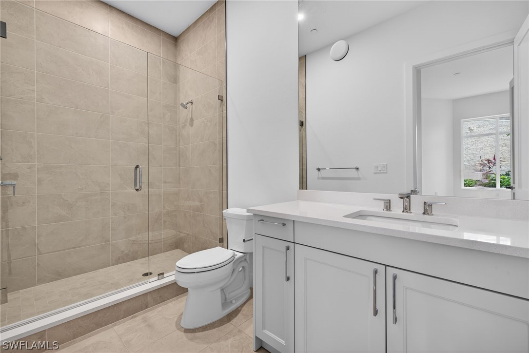 4142 Bay Beach Ln 205 Property Photo 25