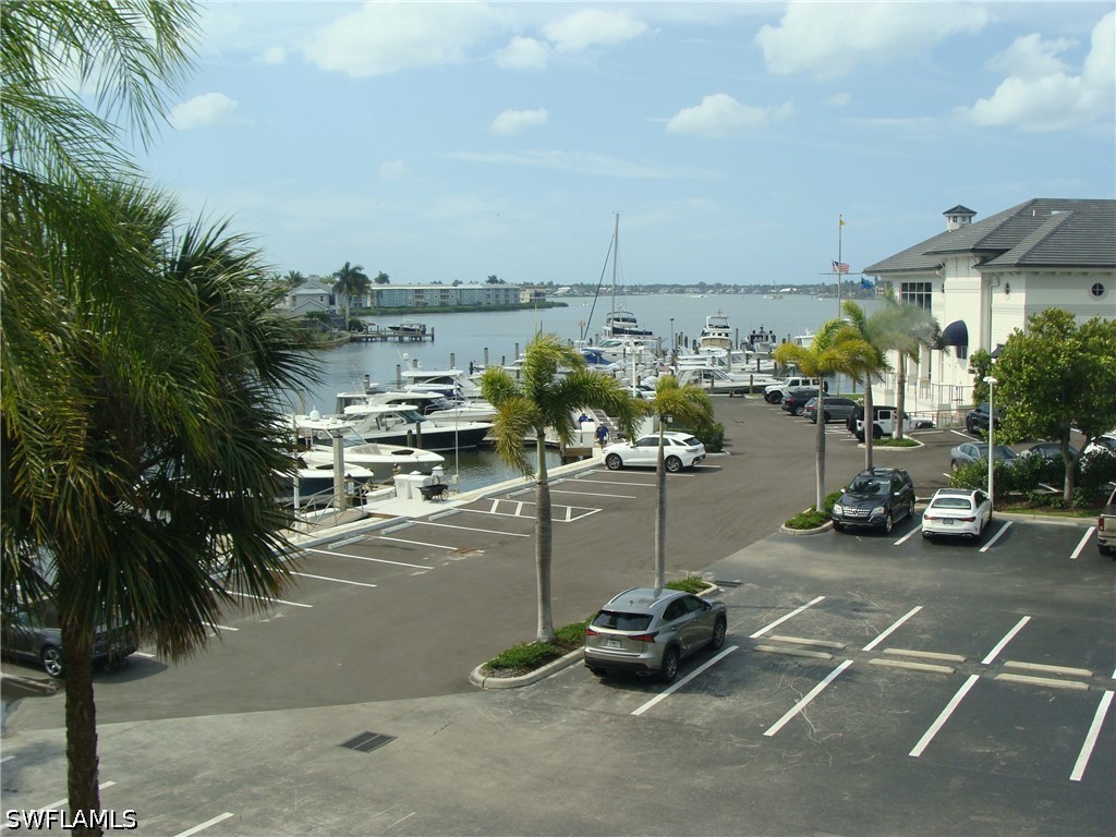 807 River Point DR 201D Property Photo 1