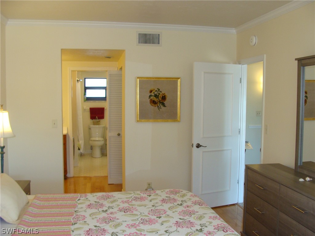 807 River Point Dr 201d Property Photo 14