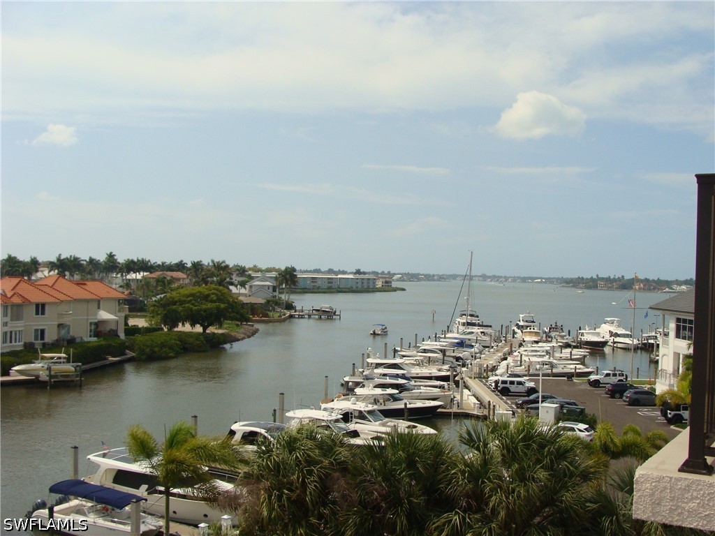 807 River Point Dr 201d Property Photo 29