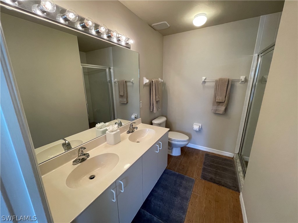519 Roma Ct 2103 Property Photo 14