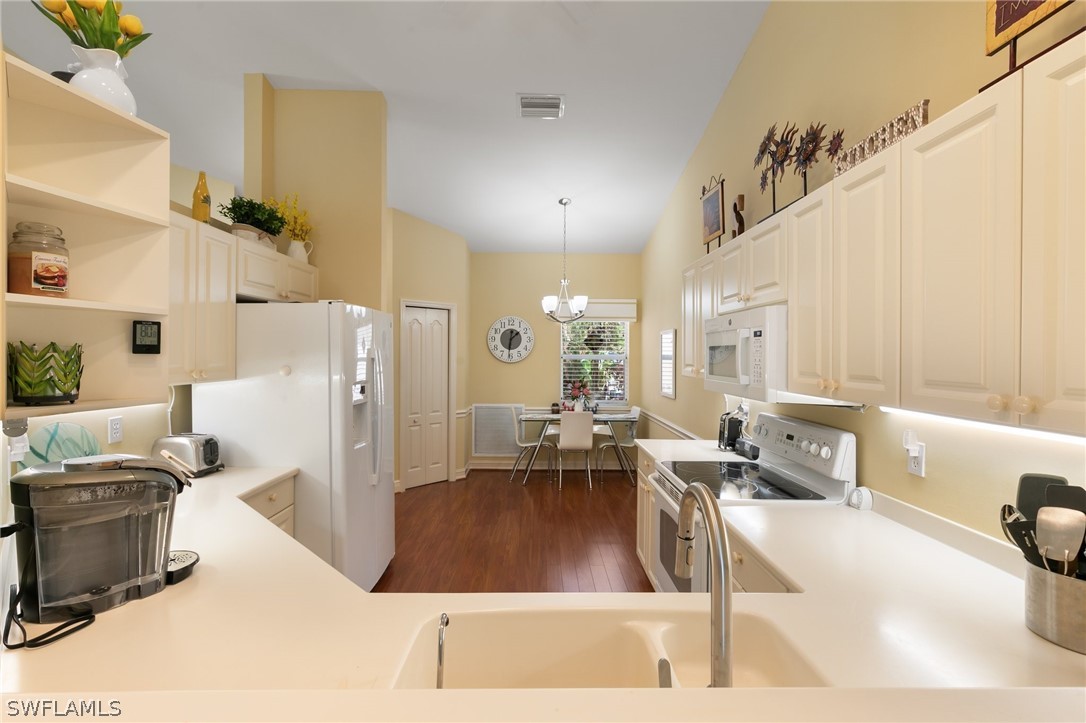 8140 Chancel Ct 2 Property Photo 6