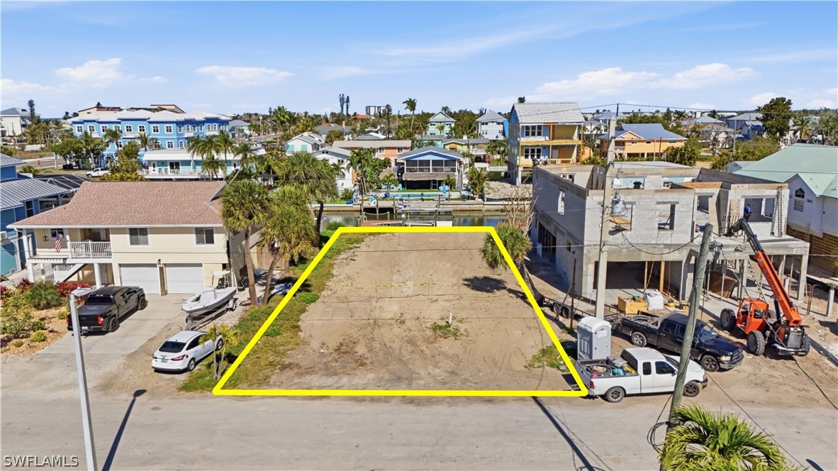 129 Curlew St Property Photo 1