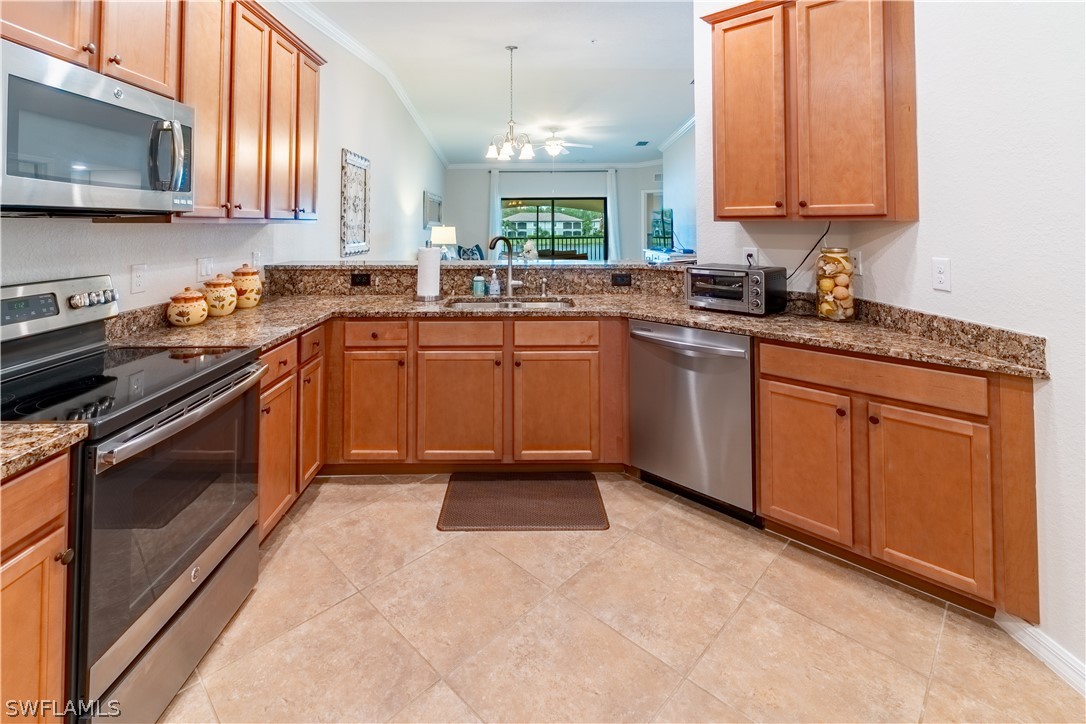 9521 Avellino Way 2426 Property Photo 6