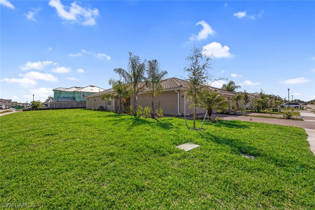 2672 Vine Ave Property Photo 4