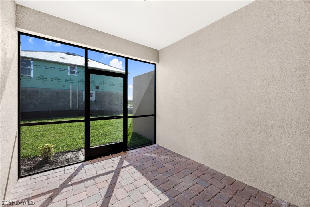 2672 Vine Ave Property Photo 27