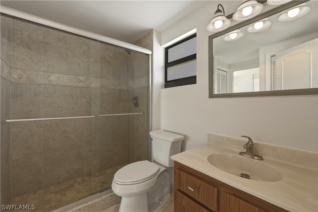 801 River Point Dr 303a Property Photo 21