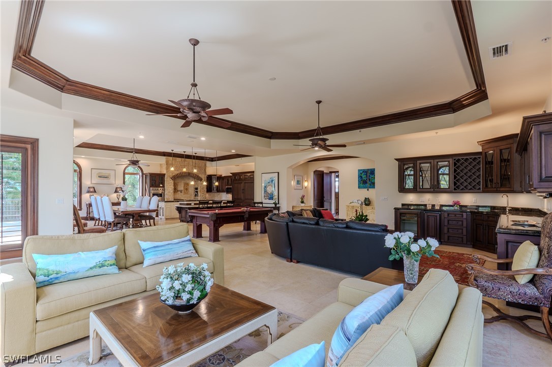 200 S Golf Dr Property Photo 8