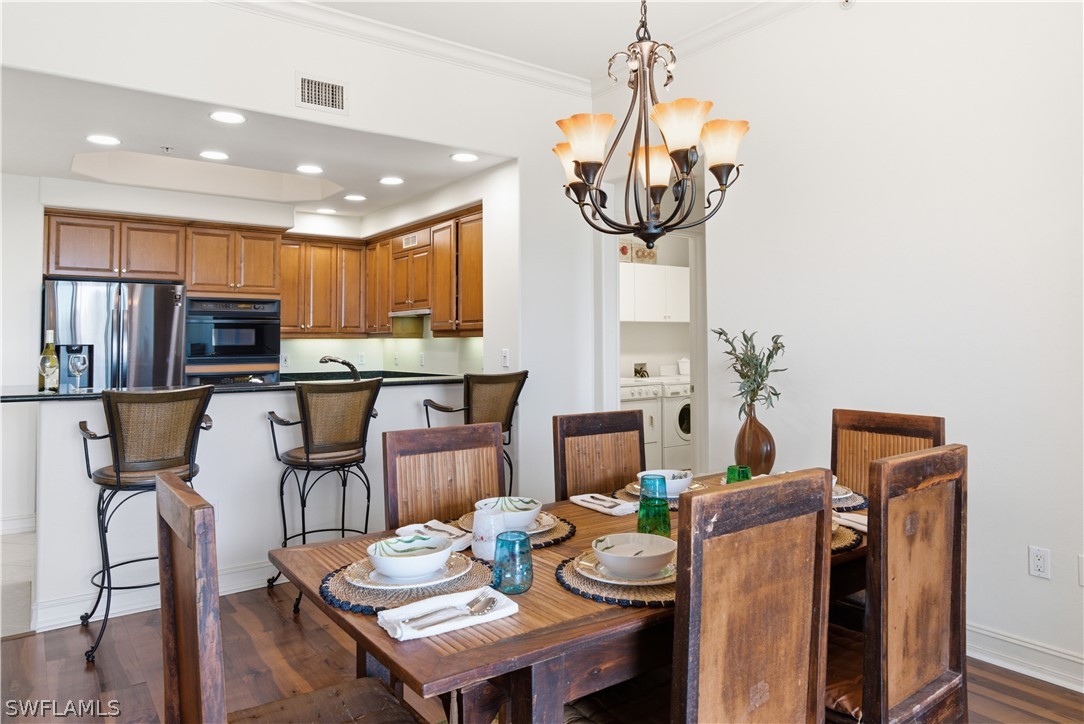 2748 Tiburon Blvd E C404 Property Photo 10