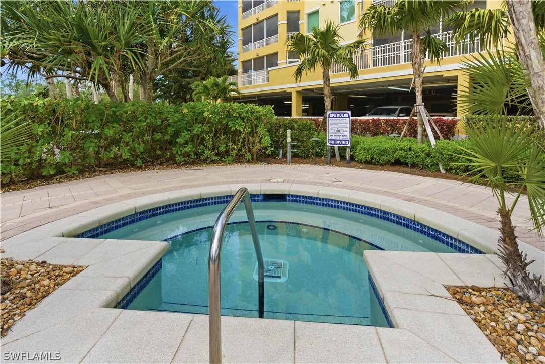 2748 Tiburon Blvd E C404 Property Photo 36