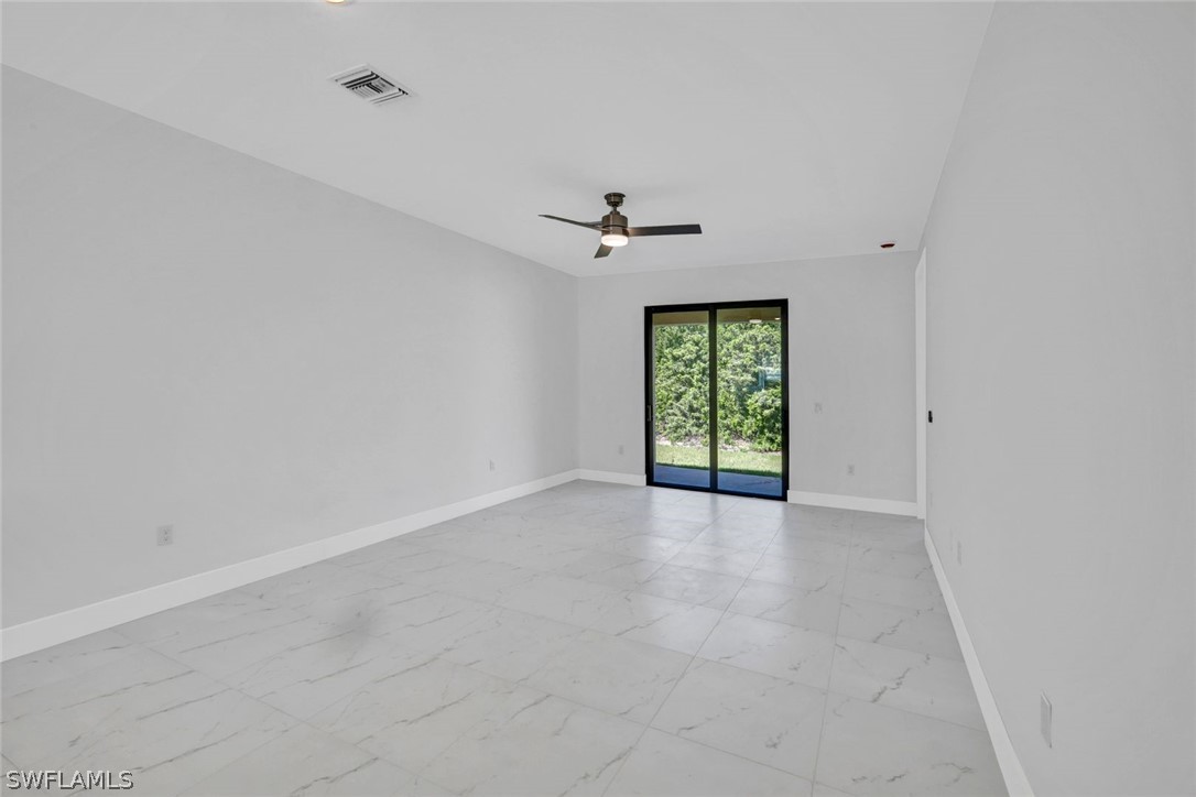 430/432 Bell Blvd S Property Photo 11