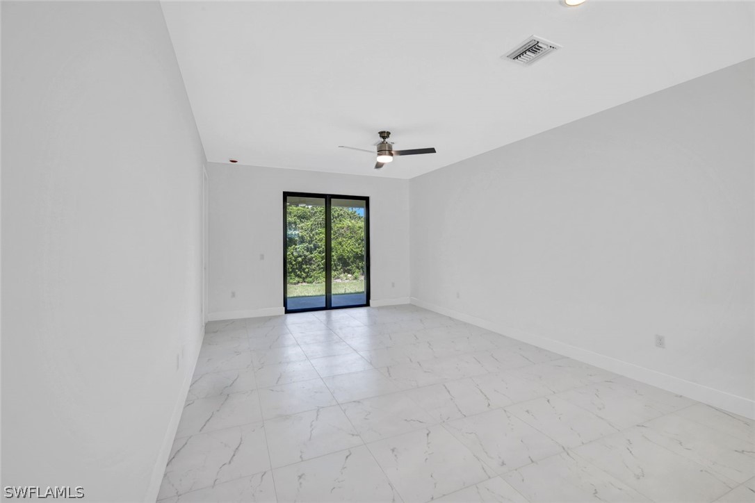 430/432 Bell Blvd S Property Photo 17