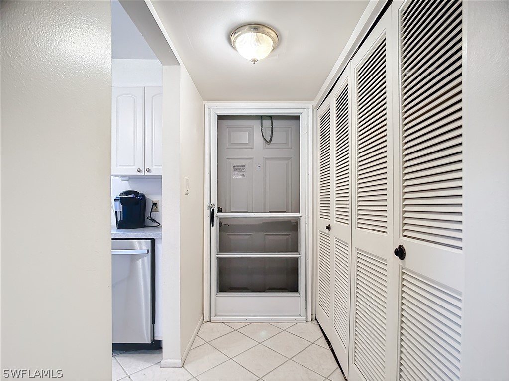 180 Turtle Lake Ct 103 Property Photo 6