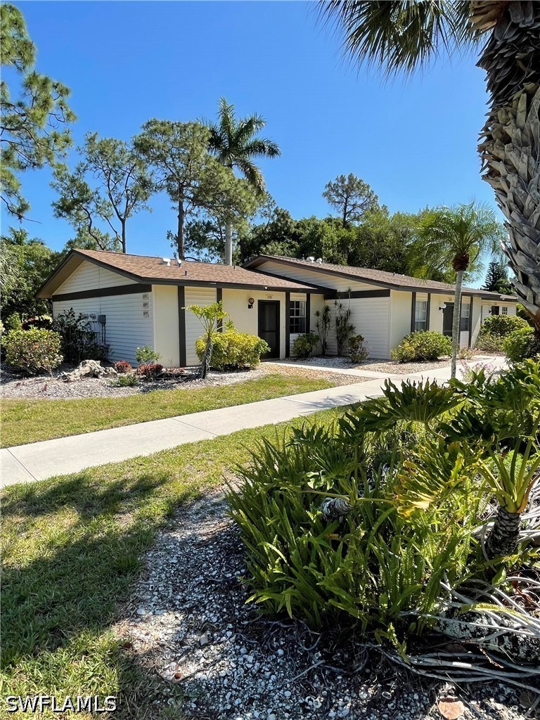 1095 Pine Isle Ln 1095 Property Photo 1