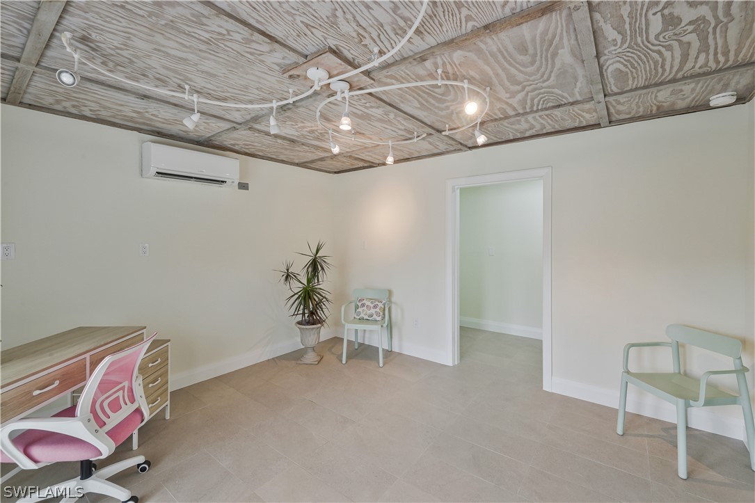 480 Oak Ave Property Photo 18