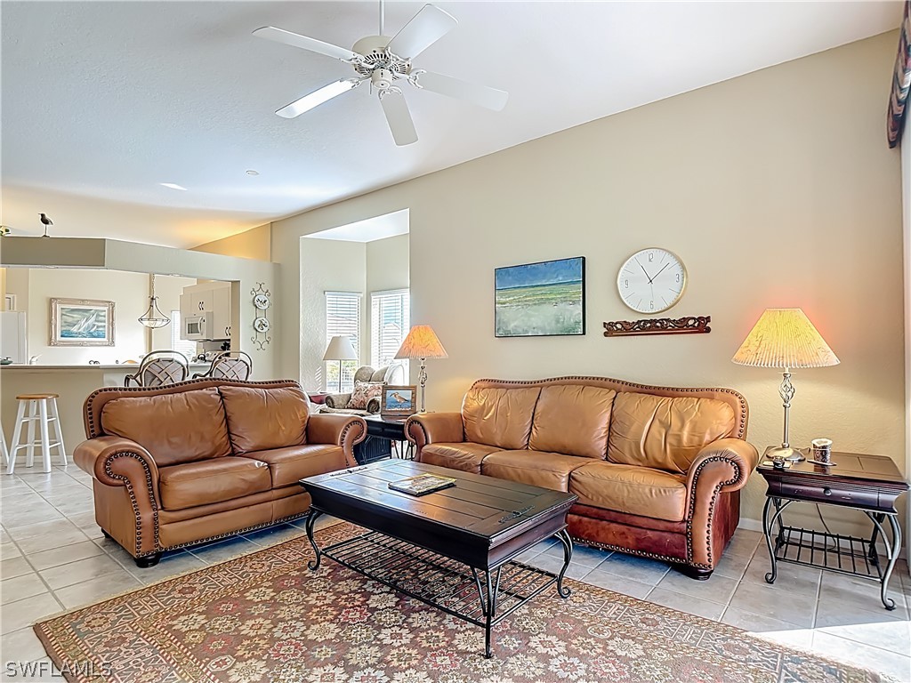 226011527 Property Photo 15