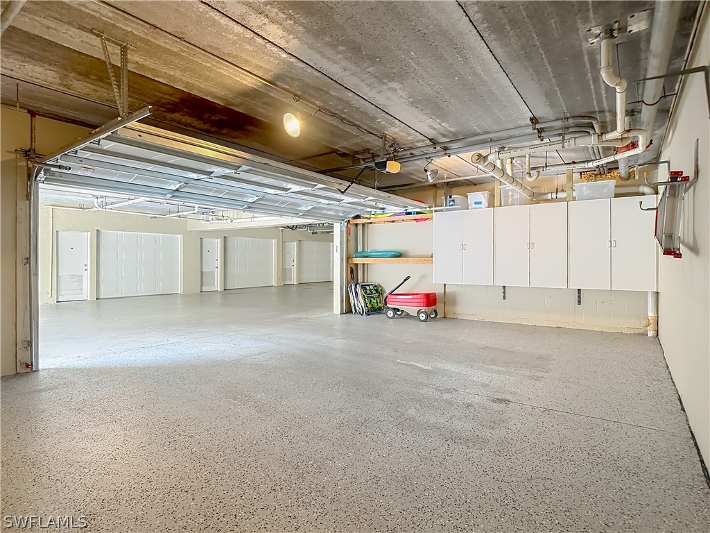 226011527 Property Photo 37