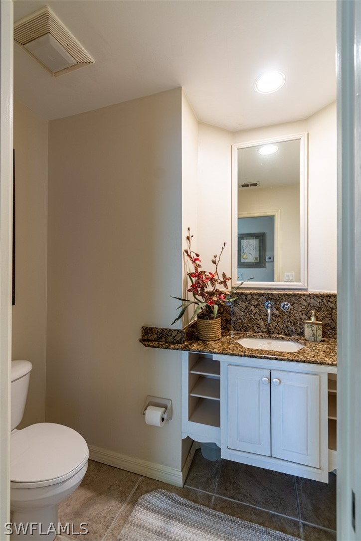 269 Vintage Bay Dr C7 Property Photo 19