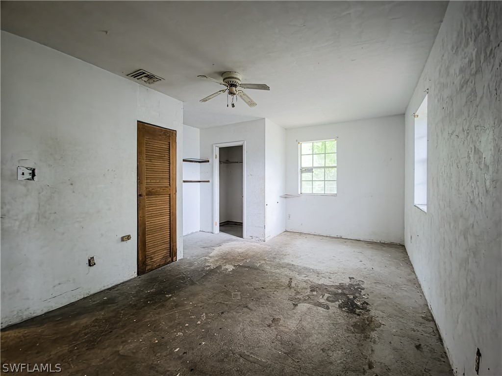 1103 Se 1 St Property Photo 11