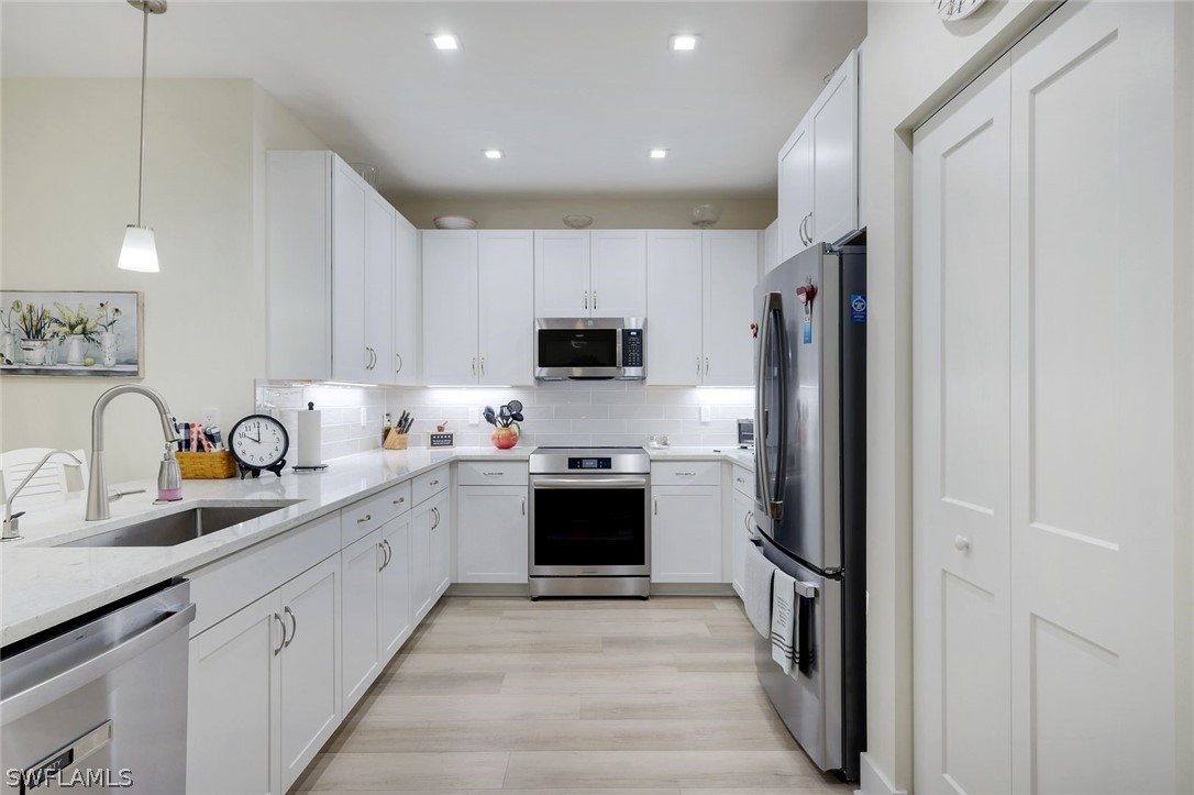 13064 Georges Cay Pl Property Photo 4