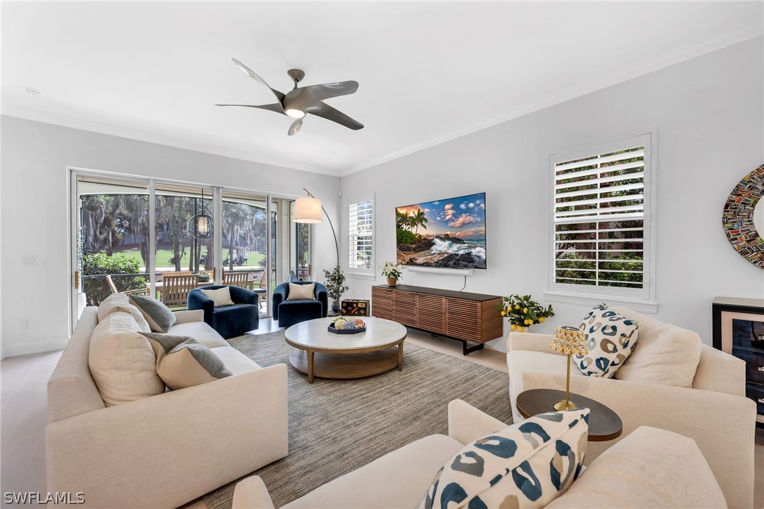 2830 Tiburon Blvd E 101 Property Photo 2