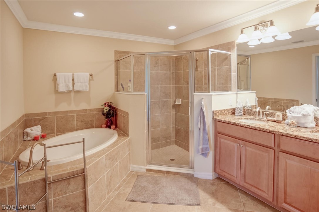 9126 Napoli Ct 101 Property Photo 11