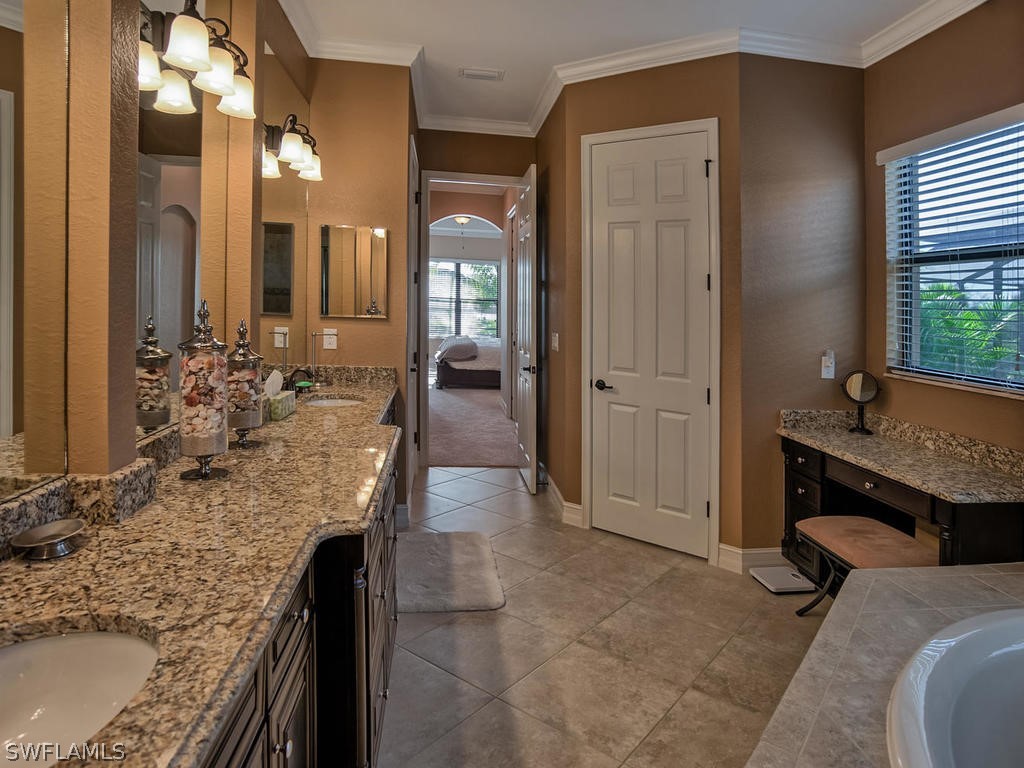 9634 Firenze Cir Property Photo 14