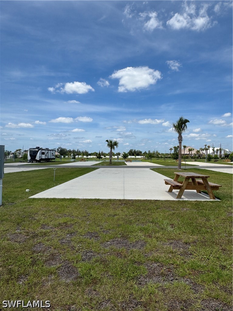 226011695 Property Photo 9