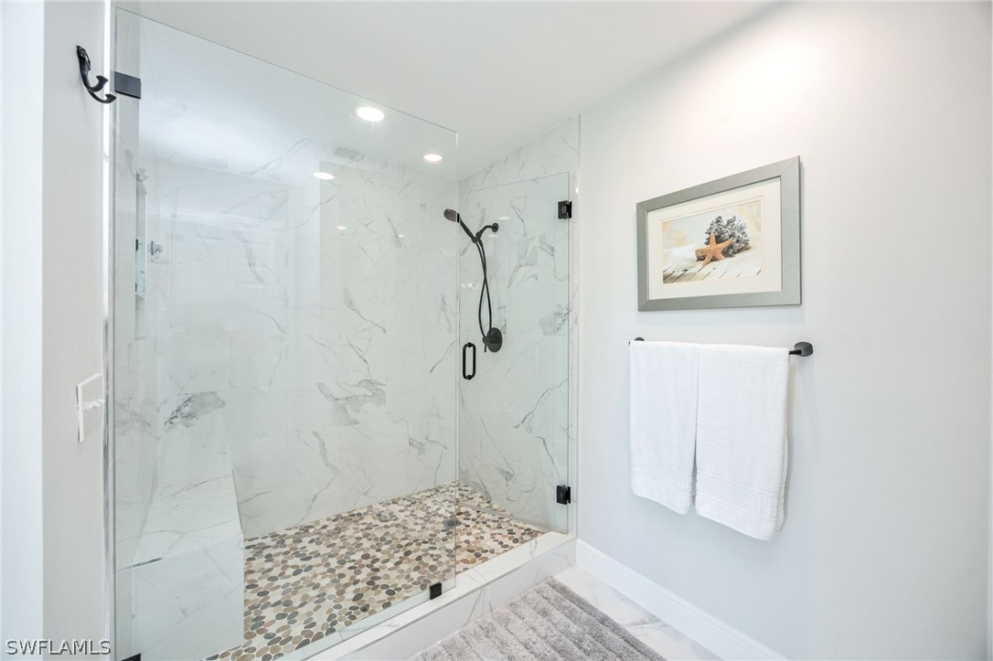 770 Eagle Creek Dr 102 Property Photo 17