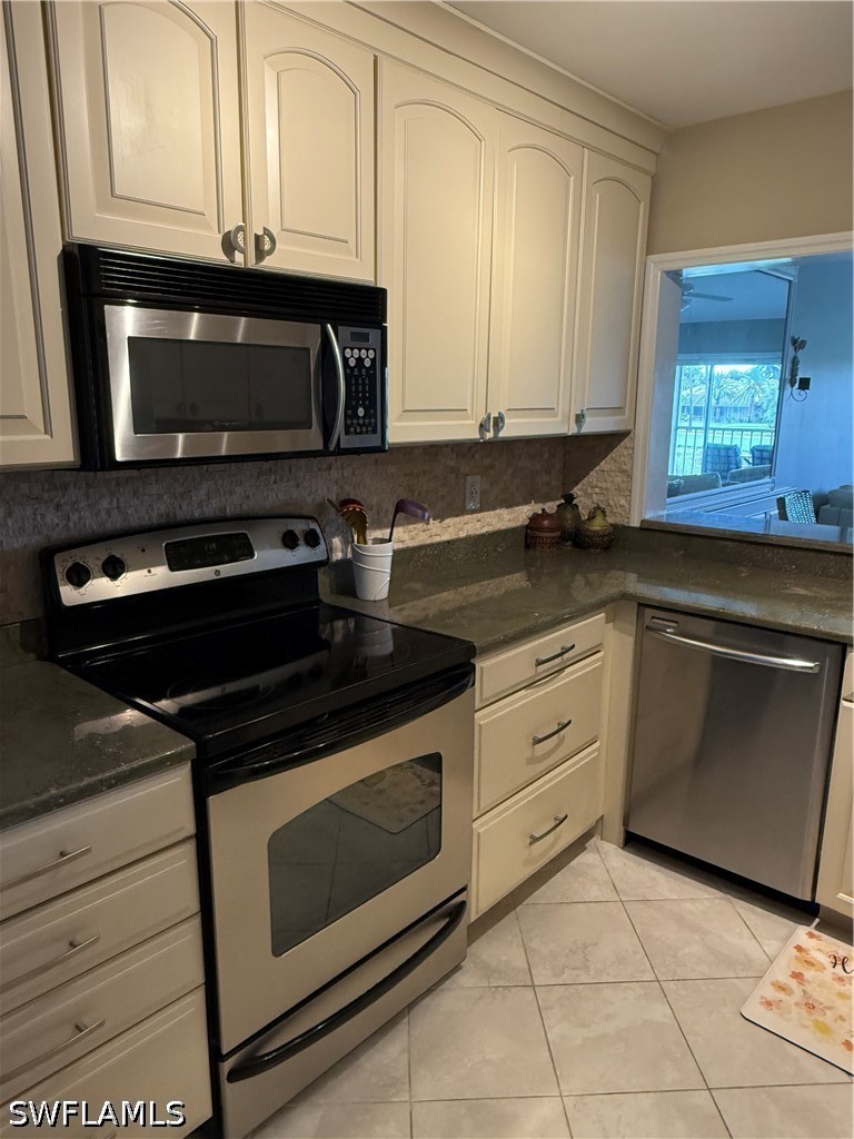 760 Augusta Blvd D204 Property Photo 23