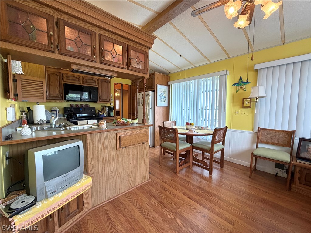 4701 Candlestick Ct W Property Photo 7